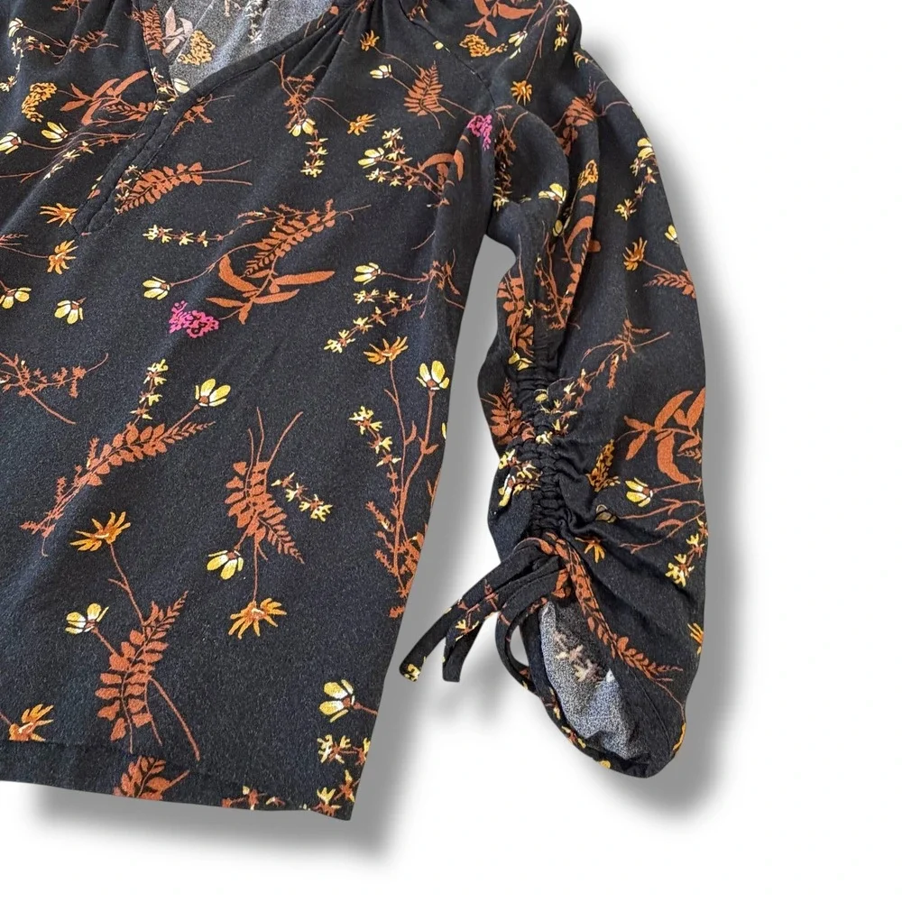 POINT SUR Black Floral Print‎ V Neck Long Sleeve Gathered Cuff Blouse Women's M